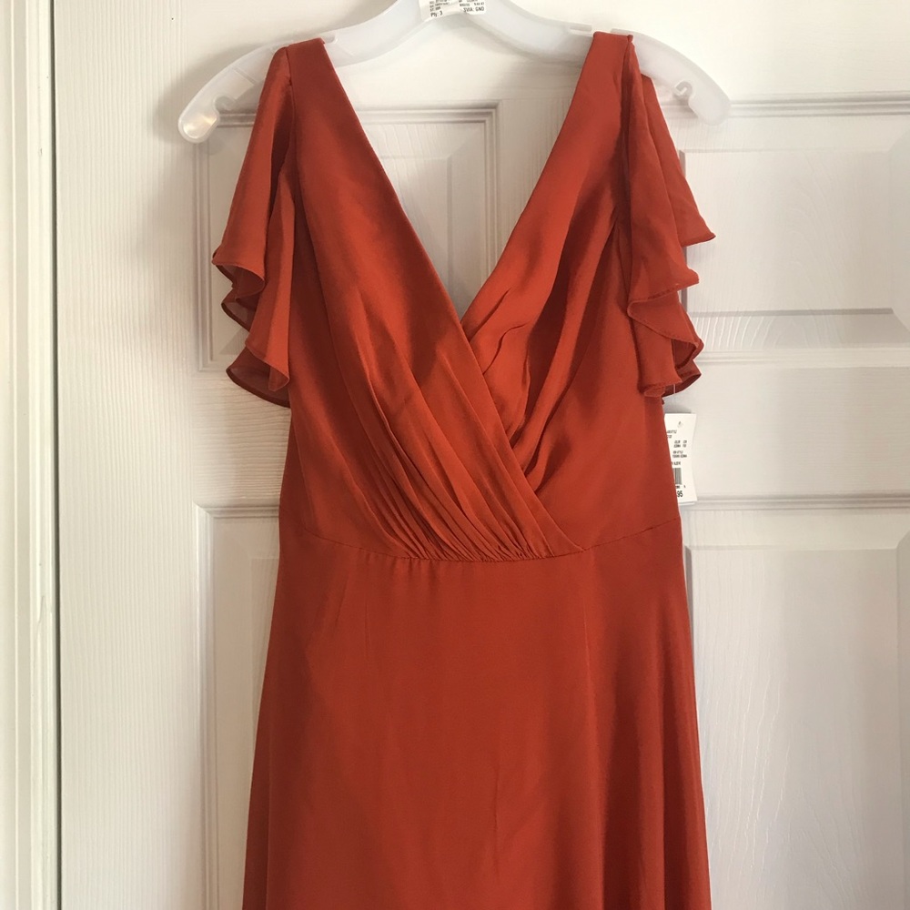 David’s Bridal - Size 8 - NWT. Bridesmaid Dress Sienna Flutter Sleeve Full Skirt
